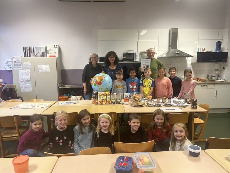 Hellenbachschule frühstückte Fair