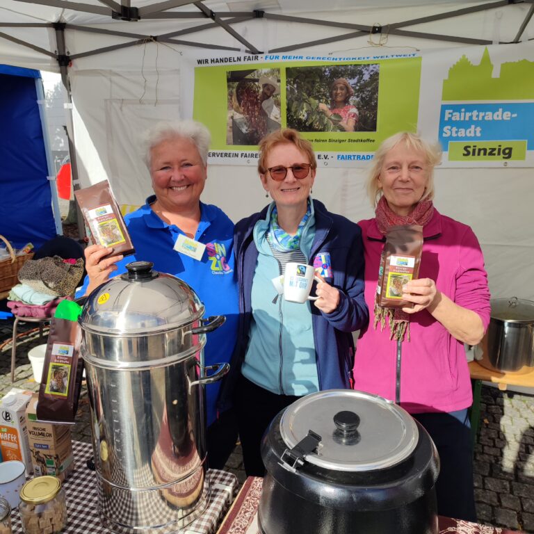 Faire Suppe und Kaffee auf der Suppenmeile